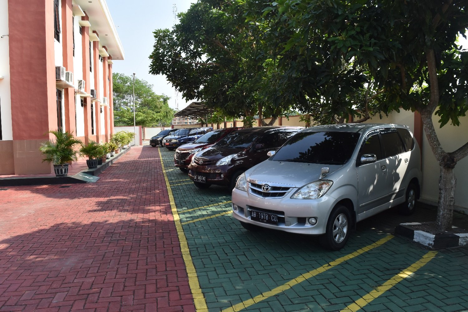 Parkir Mobil Pegawai4